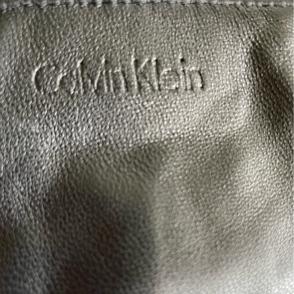 Calvin Klein Black Leather Gloves - Picture 4 of 9